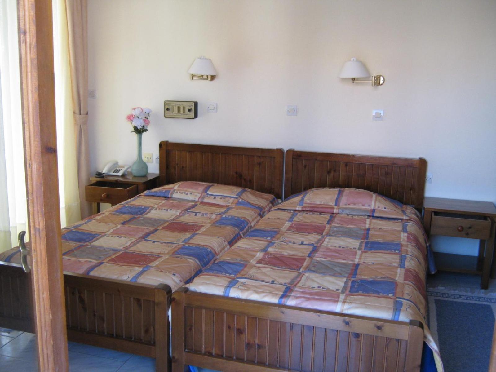 Odyssey Hotel Apartments Karpatos Zewnętrze zdjęcie